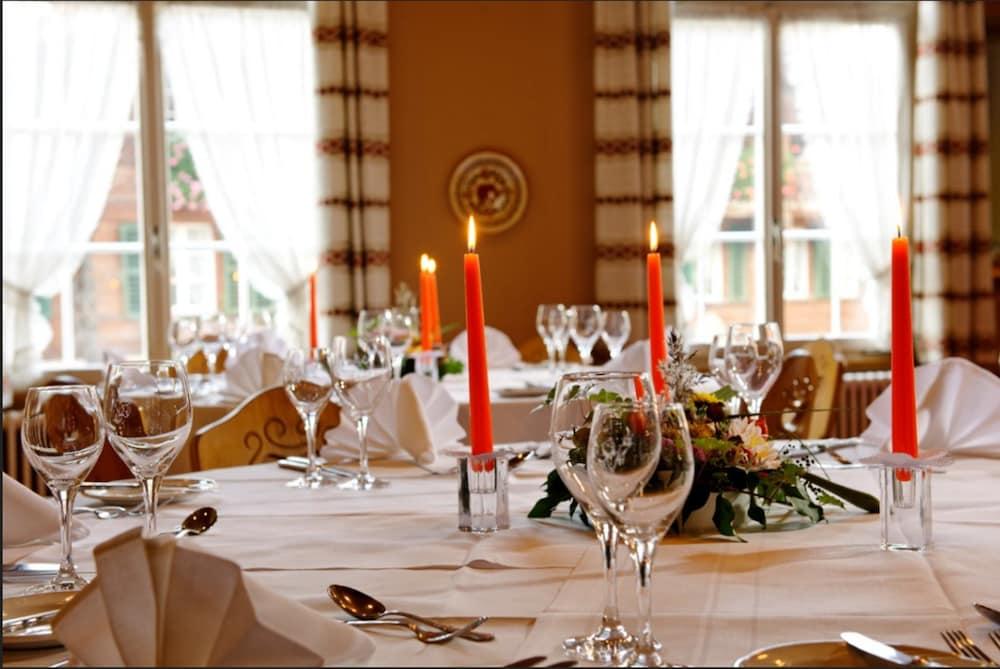 Baeren Hotel, The Bear Inn Wilderswil Exterior photo
