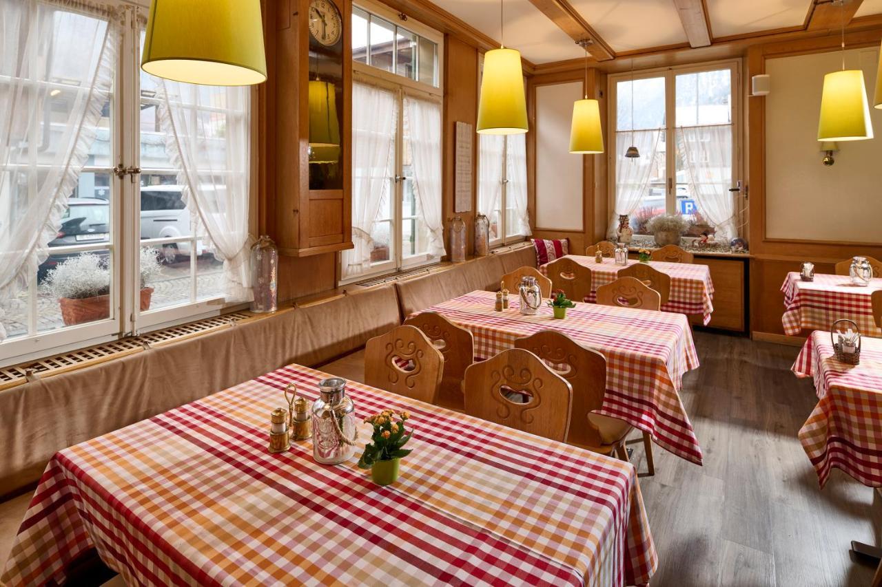 Baeren Hotel, The Bear Inn Wilderswil Exterior photo