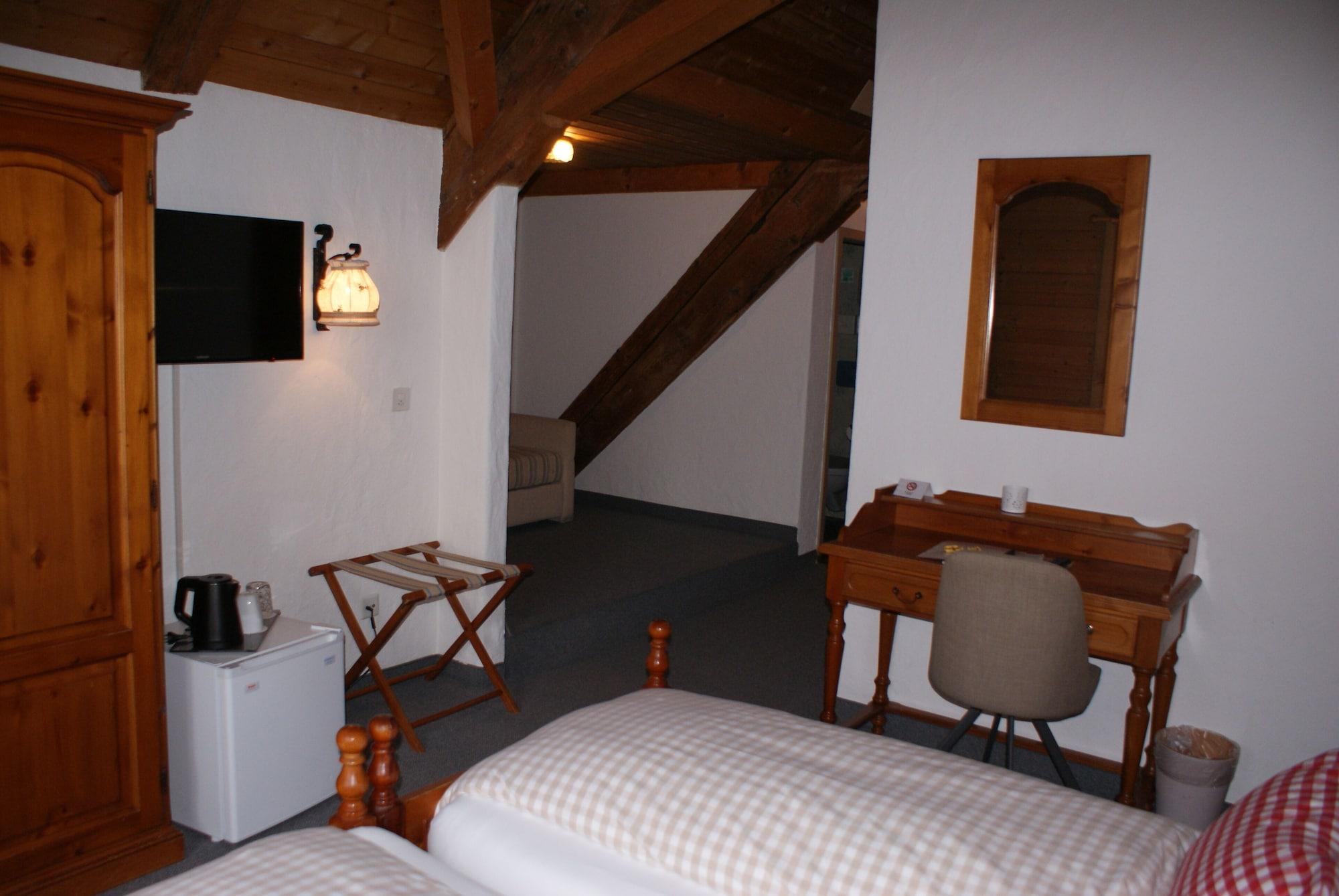 Baeren Hotel, The Bear Inn Wilderswil Exterior photo