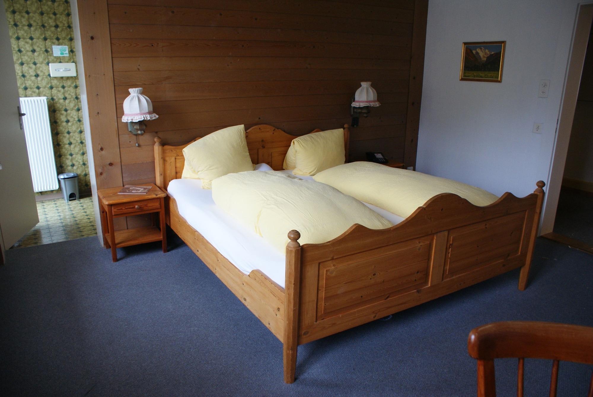 Baeren Hotel, The Bear Inn Wilderswil Exterior photo
