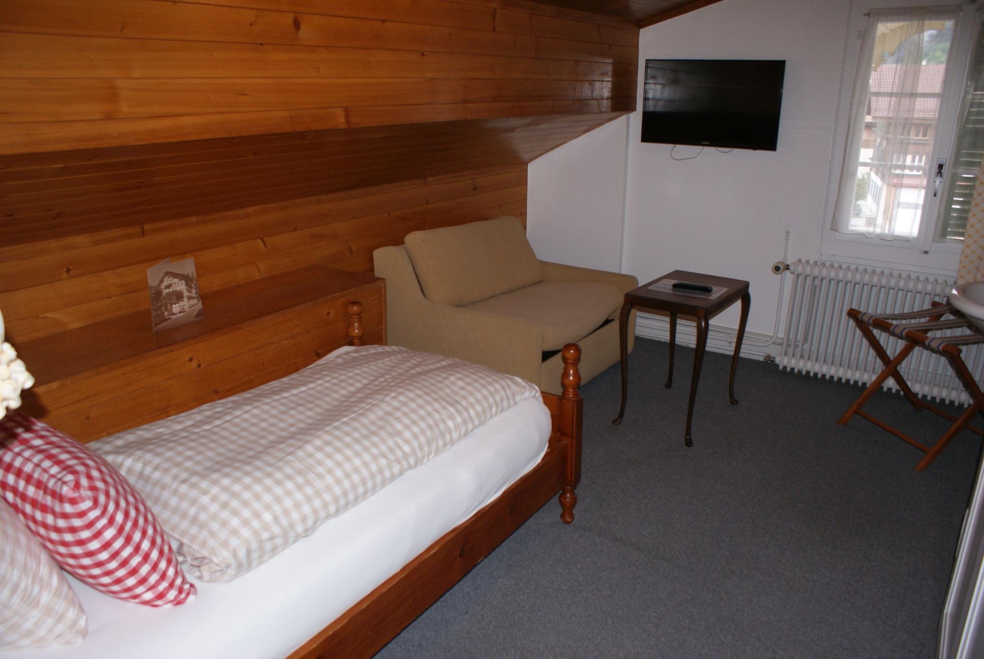 Baeren Hotel, The Bear Inn Wilderswil Exterior photo