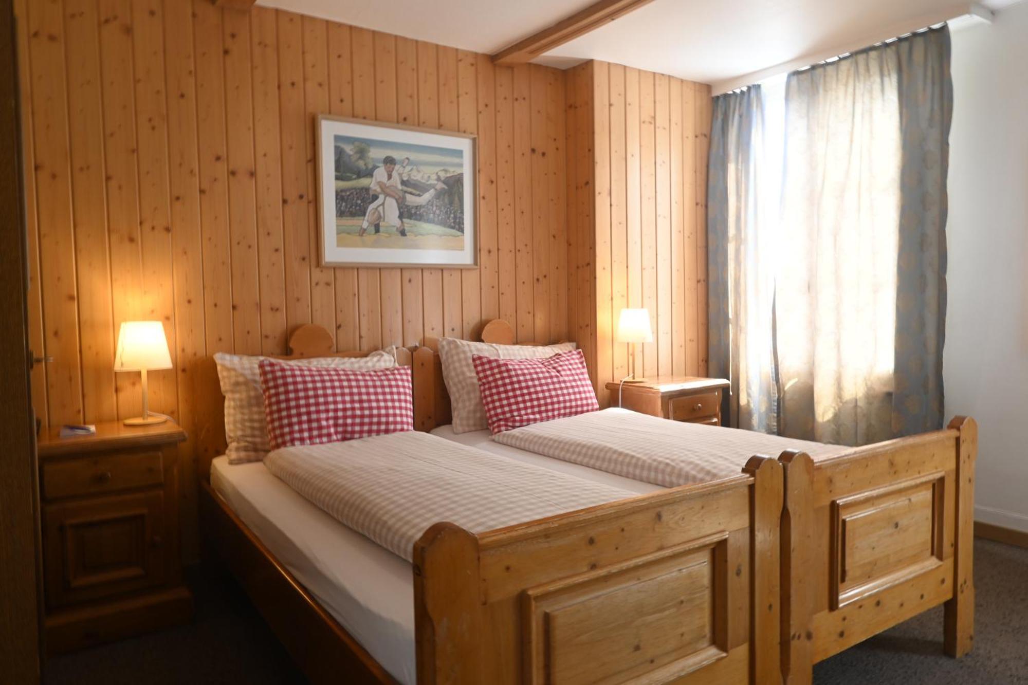 Baeren Hotel, The Bear Inn Wilderswil Exterior photo